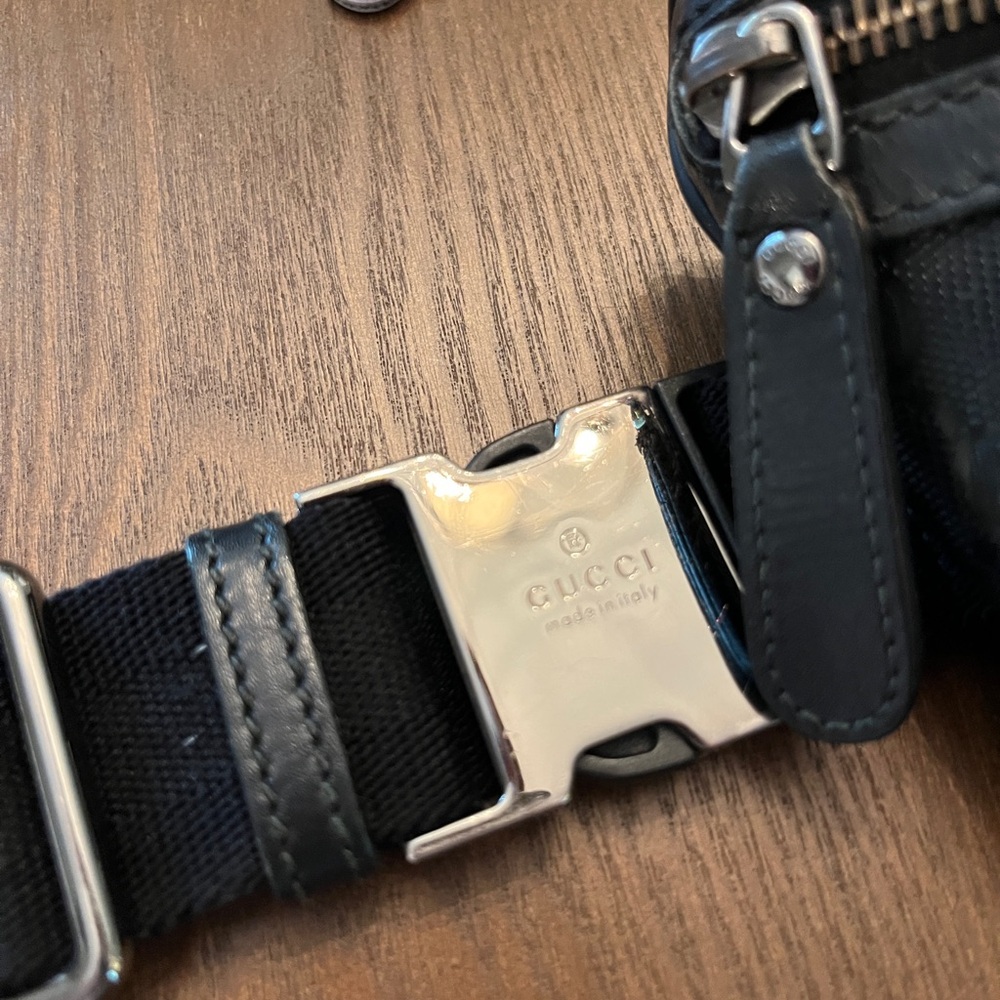 GUCCI Imprime Monogram Belt Bag Black - Picture 5 of 7